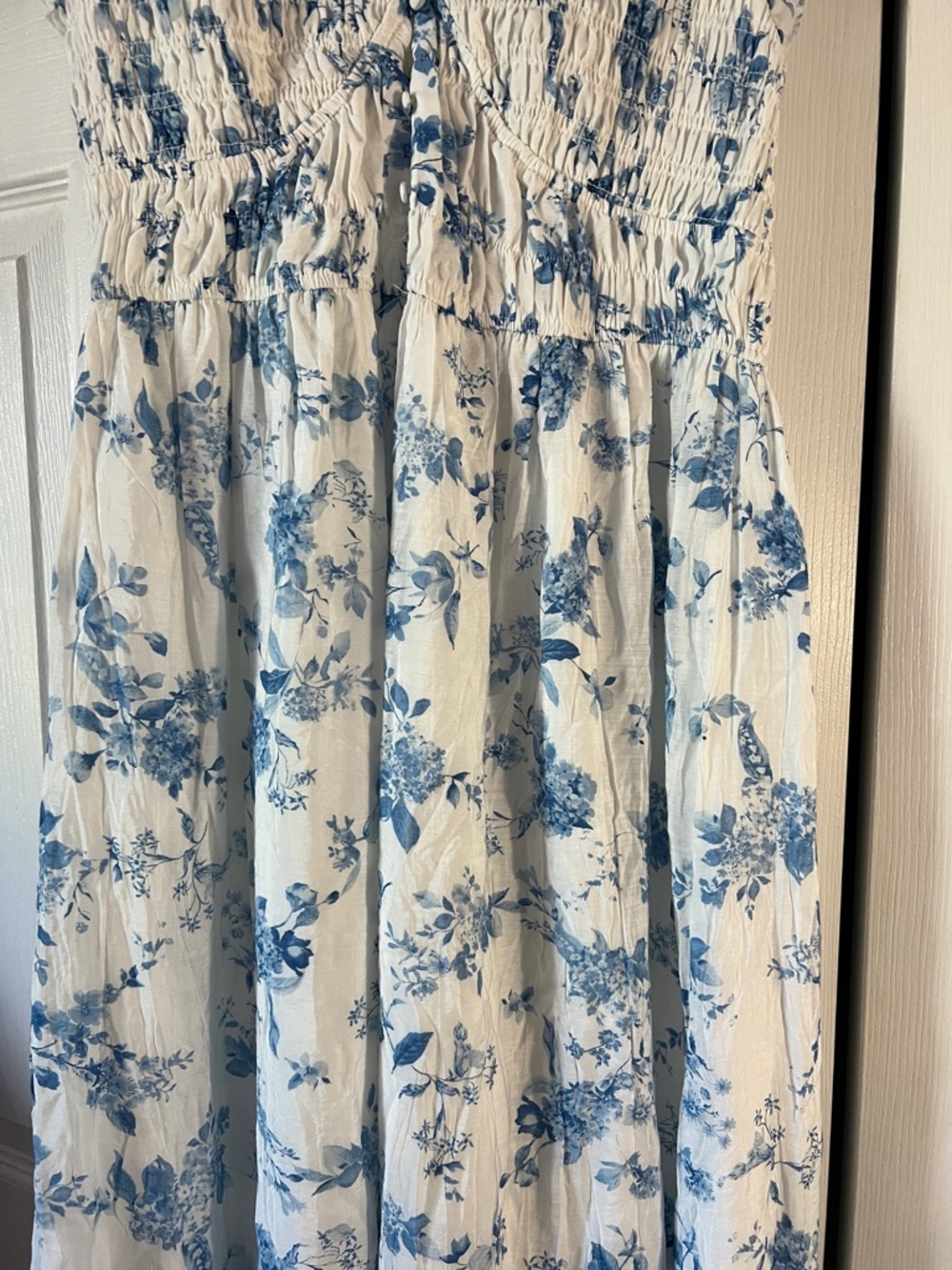 Joie White Maxi Dress with Blue Floral Print - Picture 4 of 12